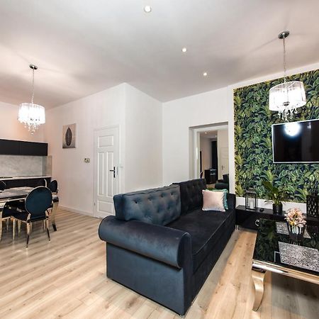 Moonlight Apartament Zielona Góra Dış mekan fotoğraf