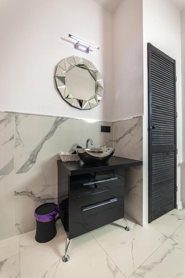 Moonlight Apartament Zielona Góra Dış mekan fotoğraf