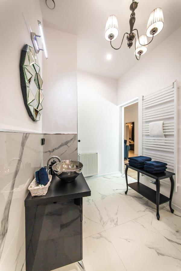 Moonlight Apartament Zielona Góra Dış mekan fotoğraf